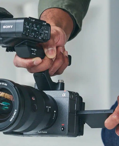 Sony lansează FX3, cea mai compactă și mai ușoară cameră din gama Cinema Line