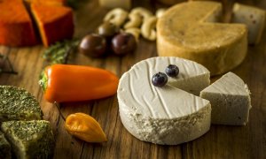 Idei de afaceri: 1 mil. euro din brânză și iaurturi vegetariene