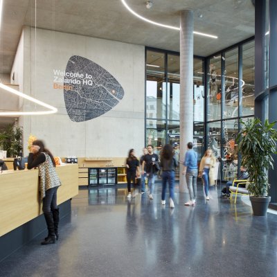 Gigantul german de fashion online Zalando vine în România din 2022