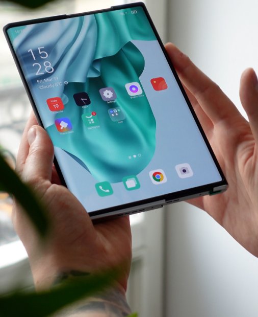 HANDS ON - Oppo X, viitorul telefoanelor va fi rulabil și entuziasmant