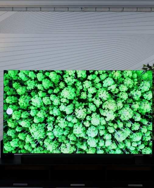 Samsung NEO QLED - ce poate face televizorul viitorului