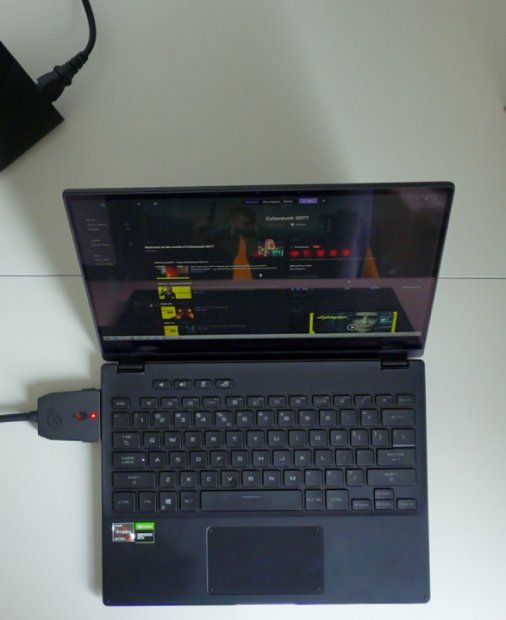 REVIEW ASUS ROG Flow X13 - dacă Batman ar fi un laptop