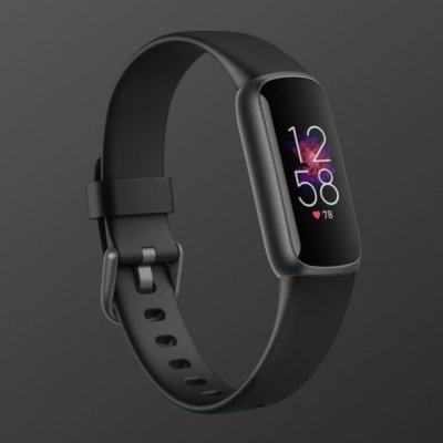 Fitbit Luxe: Tracker de fitness premium cu preț foarte accesibil