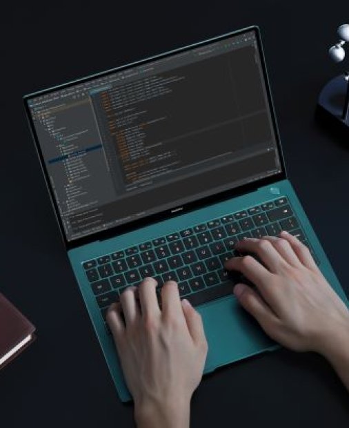 HUAWEI MateBook X Pro: Laptop premium cu procesor de ultimă generație