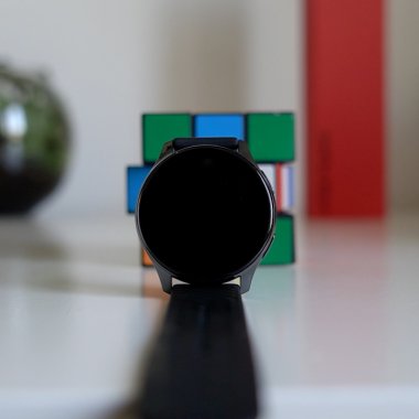 REVIEW OnePlus Watch - un smart(ish) watch frumos