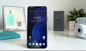 Review ASUS Zenfone 8 Flip - un concept care ar trebui să fie mai popular