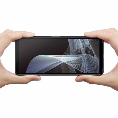 Sony Xperia 10 III este disponibil la precomandă: căști, oferite cadou