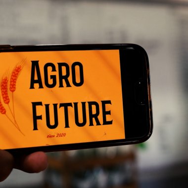AgroFuture, tinerii care modernizează planificarea comenzilor pentru fermieri
