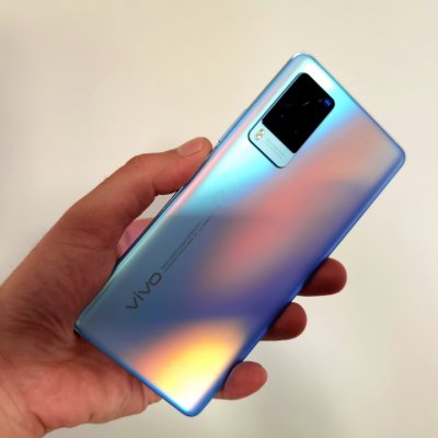 vivo X60 Pro și vivo Y72 5G, lansate oficial în România. Specificații și funcții