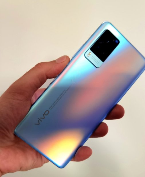 vivo X60 Pro și vivo Y72 5G, lansate oficial în România. Specificații și funcții