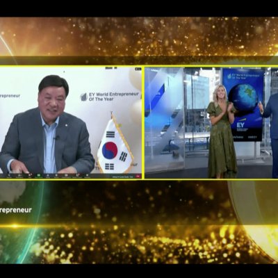 EY Antreprenorul Anului: un sud-coreean care a început cu 45.000$ un imperiu