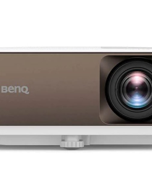 BenQ W1800i e proiectorul cu Android TV pentru filme și meciuri de fotbal