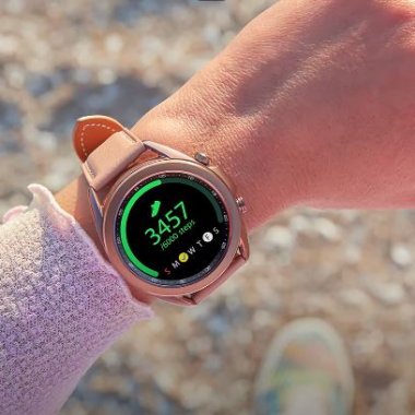 Samsung a prezentat interfața de smartwatch creată în alianță cu Google - One UI