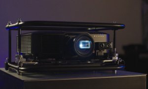 Epson sărbătoreşte 20 de ani ca lider mondial în industria videoproiectoarelor
