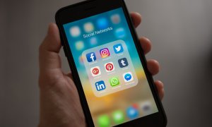 Pandemia crește veniturile companiilor de social media cu până la 125%