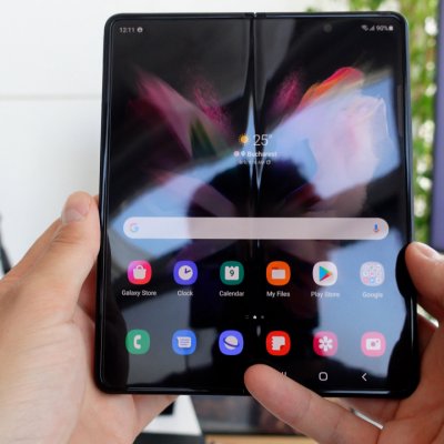 VIDEO Primele impresii cu Samsung Galazy Z Fold 3 și Galaxy Z Flip 3