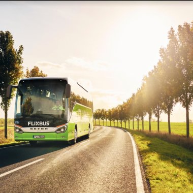 FlixBus leagă 11 orașe din Moldova de aeroportul Otopeni. Parteneriat cu Transfero