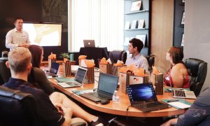 Transformarea digitală, prioritatea numărul 1 pentru managerii din România