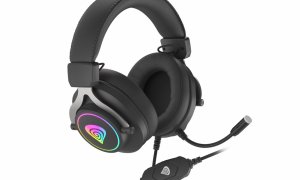 Căștile pentru gaming și videoconferințe pe care nu dai cât un salariu