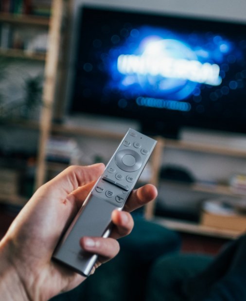 Oamenii trebuie să știe: cumpărăm gadgeturi de casă tot din magazine fizice