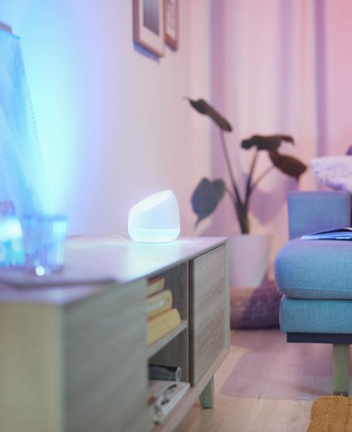 Signify lansează noi produse WiZ: lămpi de masă și accesori inteligente