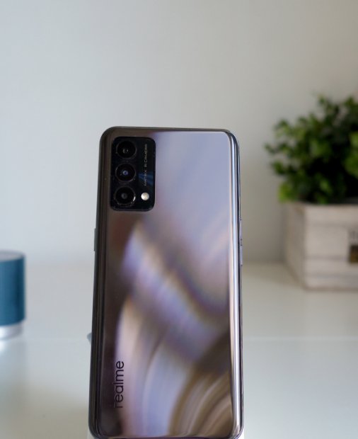 REVIEW realme GT Master Edition - componente de top la un preț bun