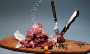 Jumătate dintre români consumă zilnic carne. 75% ar plăti mai mult pentru carnea de la țară