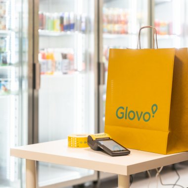 Glovo deschide în țară 11 centre de Micro Fulfillment pentru Glovo Express