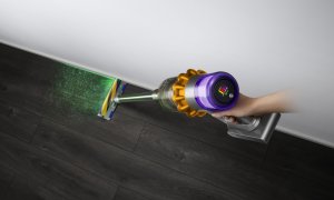 Dyson lansează în România primul aspirator care dezvăluie praful ascuns
