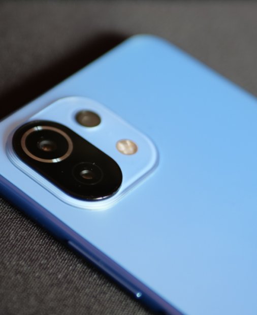 REVIEW Xiaomi Mi 11 Lite 5G (NE): New Edition cu nimic nou