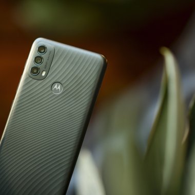 Motorola anunță moto e30 și moto e40, telefoane entry level