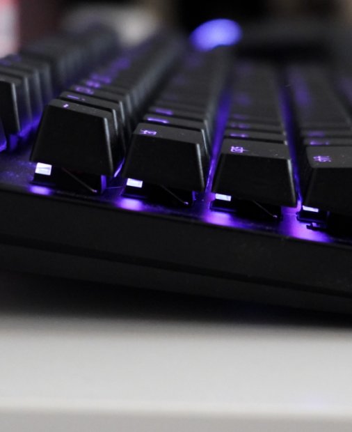 Review Razer Huntsman V2 Tenkeyless - noua mea tastatură preferată