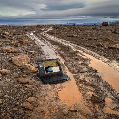 Dell a prezentat noile sale laptop-uri ultrarezistente cu Windows 11