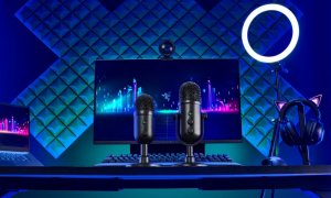 Două noi microfoane de streaming de la Razer pentru podcasteri începători