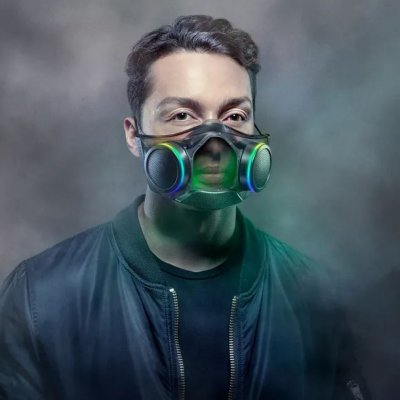 Masca futuristă de la Razer te scoate-n evidență, nu te protejează de Covid