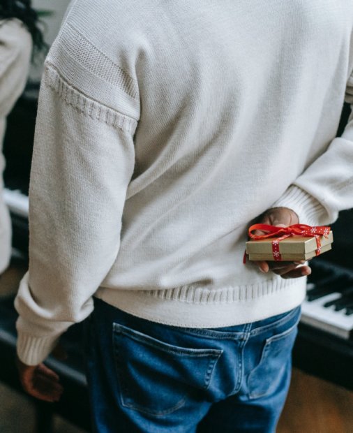 Cadouri de Crăciun - buget din ce în ce mai mic pentru români în 2021