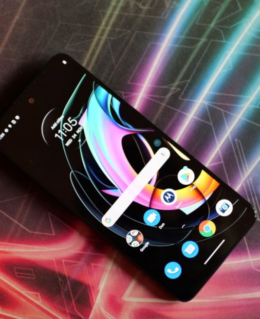 REVIEW Motorola Edge 20 Lite: Best buy pe segmentul său de preț?