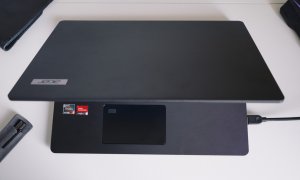 REVIEW Acer TravelMate P2 - un laptop de business clasic
