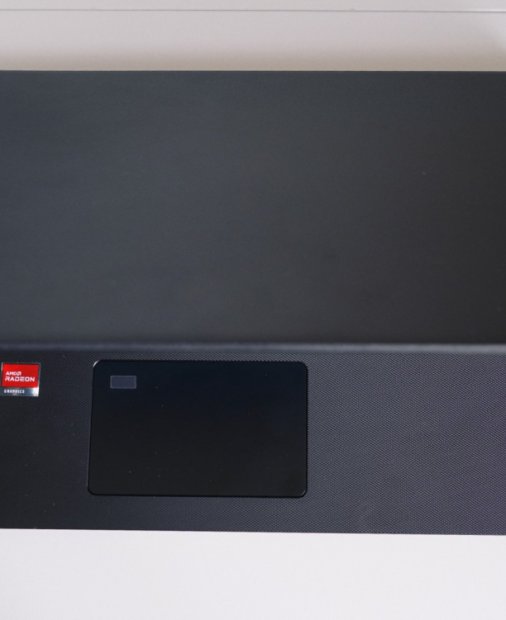 REVIEW Acer TravelMate P2 - un laptop de business clasic