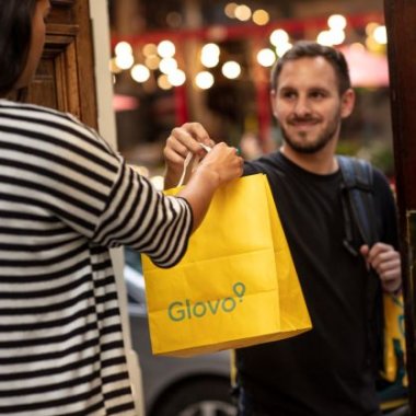 Glovo lansează primele restaurante virtuale din portofoliu în România