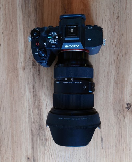 REVIEW Sony A7 IV - cameră full-frame excelentă pentru fotografie și video