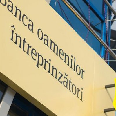 Achiziție importantă: Banca Transilvania cumpără Țiriac Leasing