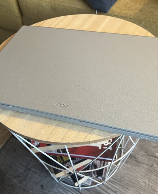 REVIEW Acer Aspire Vero - laptopul pentru cei care nu preferă paiul de plastic