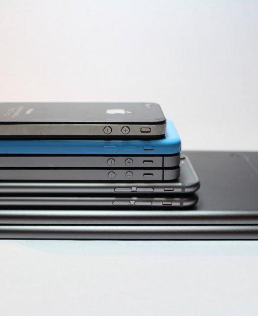 Trenduri ecommerce România: cumpărăm în continuare produse IT în magazine fizice