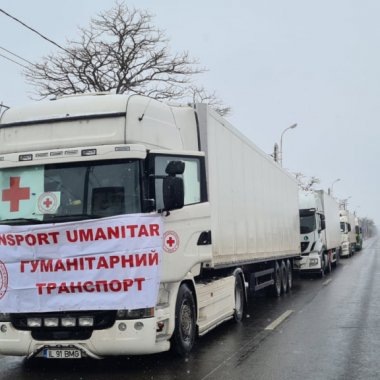 700.000 de lei donați de români prin eMAG spre Crucea Roșie