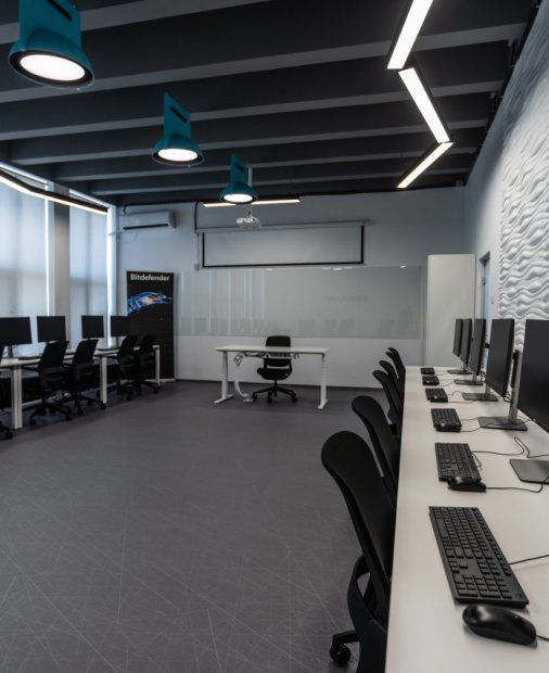 Bitdefender inaugurează un laborator ultramodern la Facultatea de Automatică
