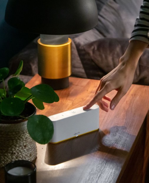 Românii au cumpărat cu 40% mai multe jaluzele conectate în 2021