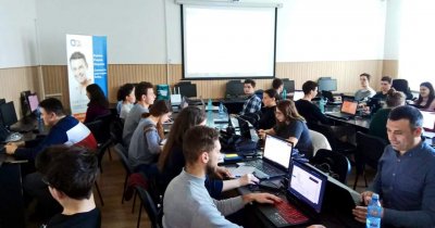 Cursul de RPA de la Universitatea din Iași, incubator de roboți software