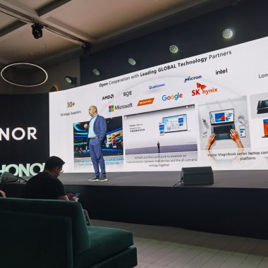 Brandul Honor ajunge în România: Flagship impresionant, mid-range-uri accesibile
