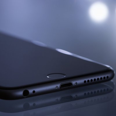 Apple începe testele pentru un iPhone cu USB-C